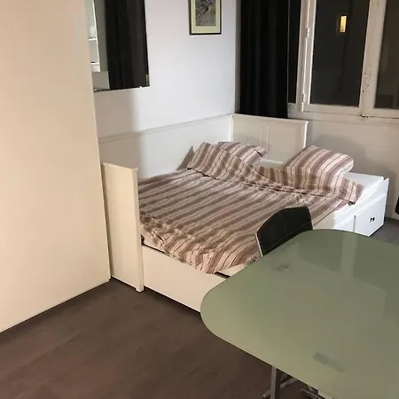Beau Appartement,proche De Métro Parigi