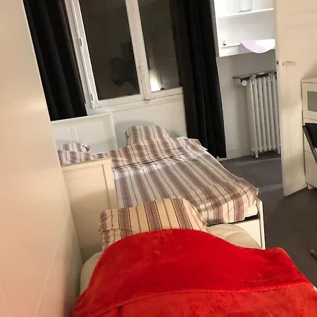 Apartment Beau Appartement,proche De Metro Paris